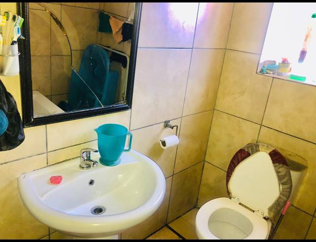 2 BEDROOM APARTMENT FOR SALE IN RUSTENBURG CENTRAL